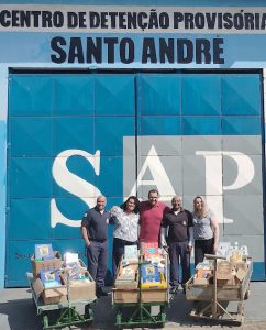 Campanha Natal Solidário do CDP de Santo André arrecadou mais de 2.500 livros (foto: divulgação Viajar sem sair do lugar)