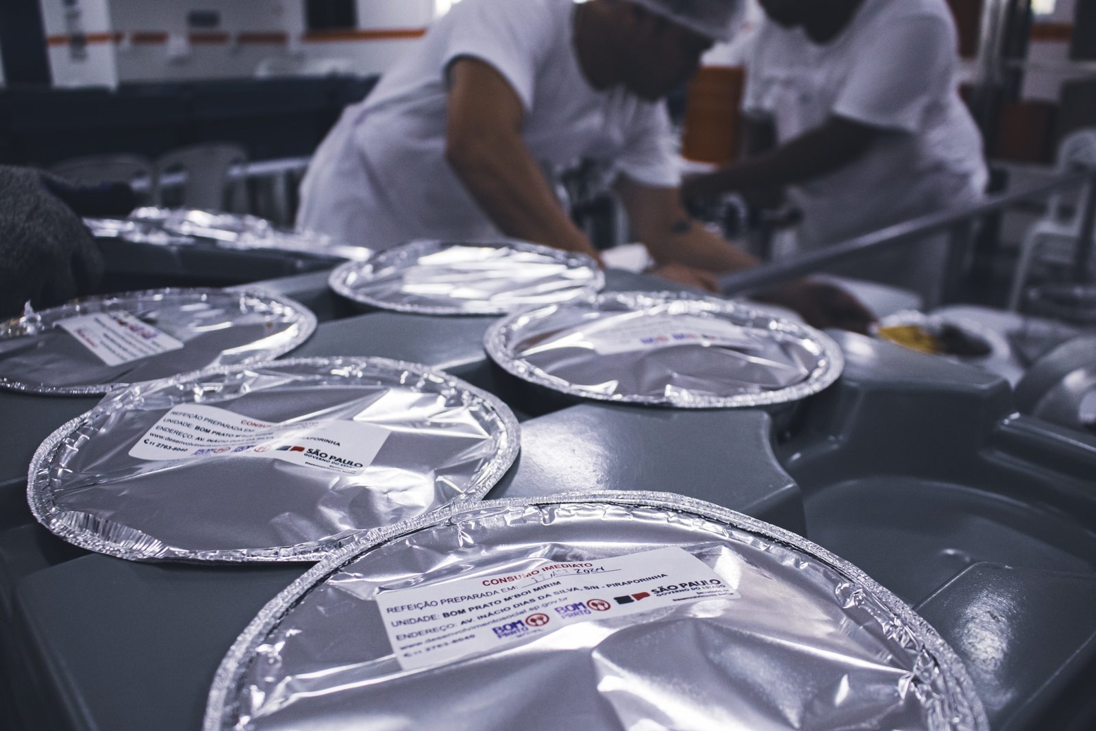 Marmitas prontas e embaladas