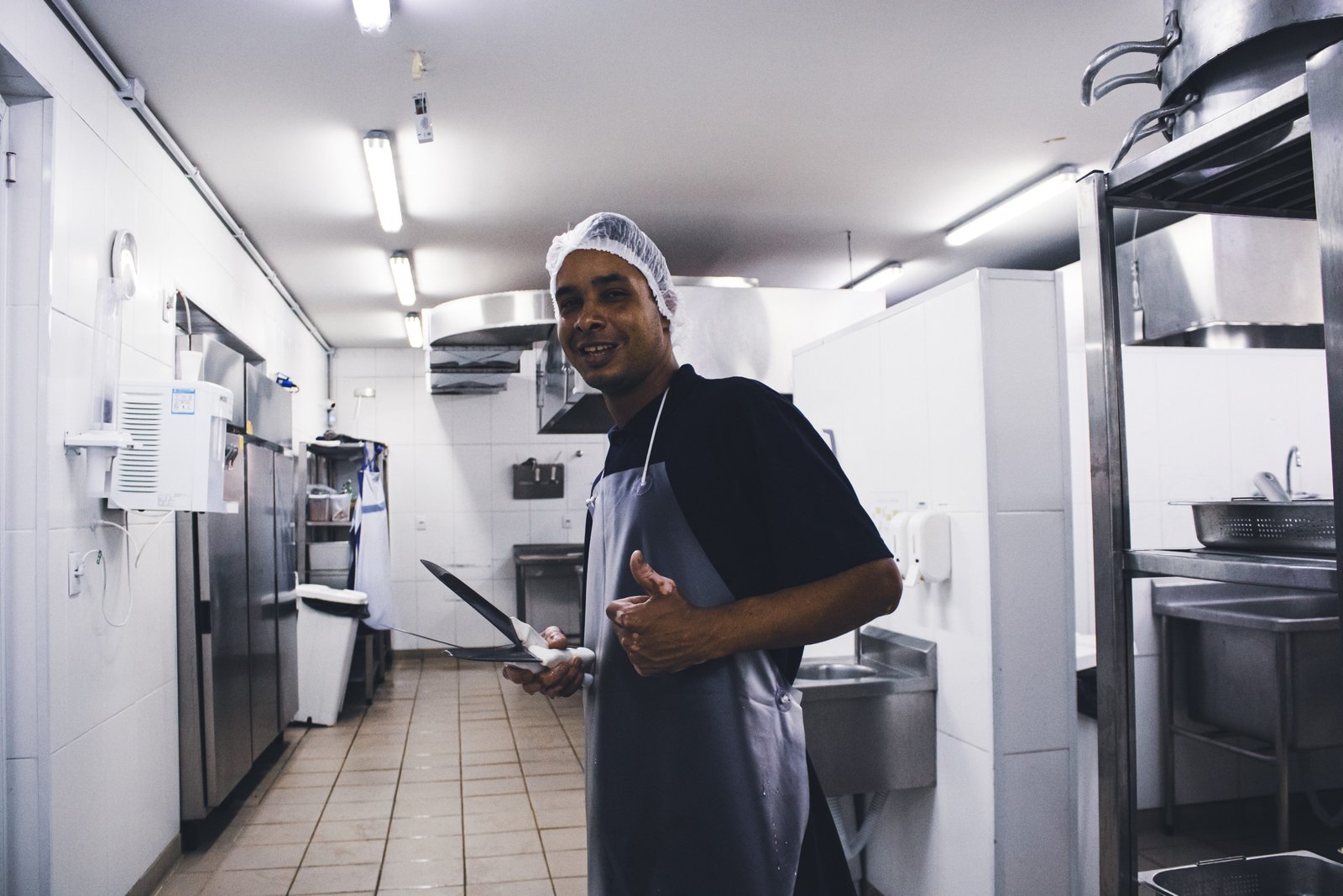 Diego da Silva, trabalhador do Bom Prato M'Boi Mirim