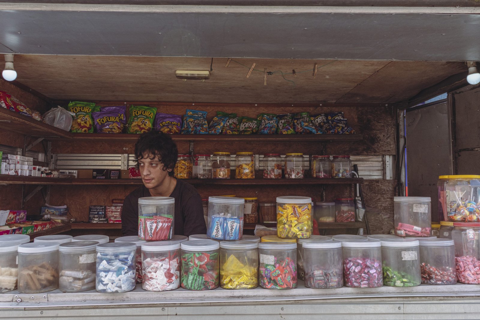 Ou com a kombi de doces, no Jardim Varginha