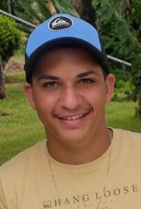 João Vitor, vítima de violência policial (arquivo pessoal)