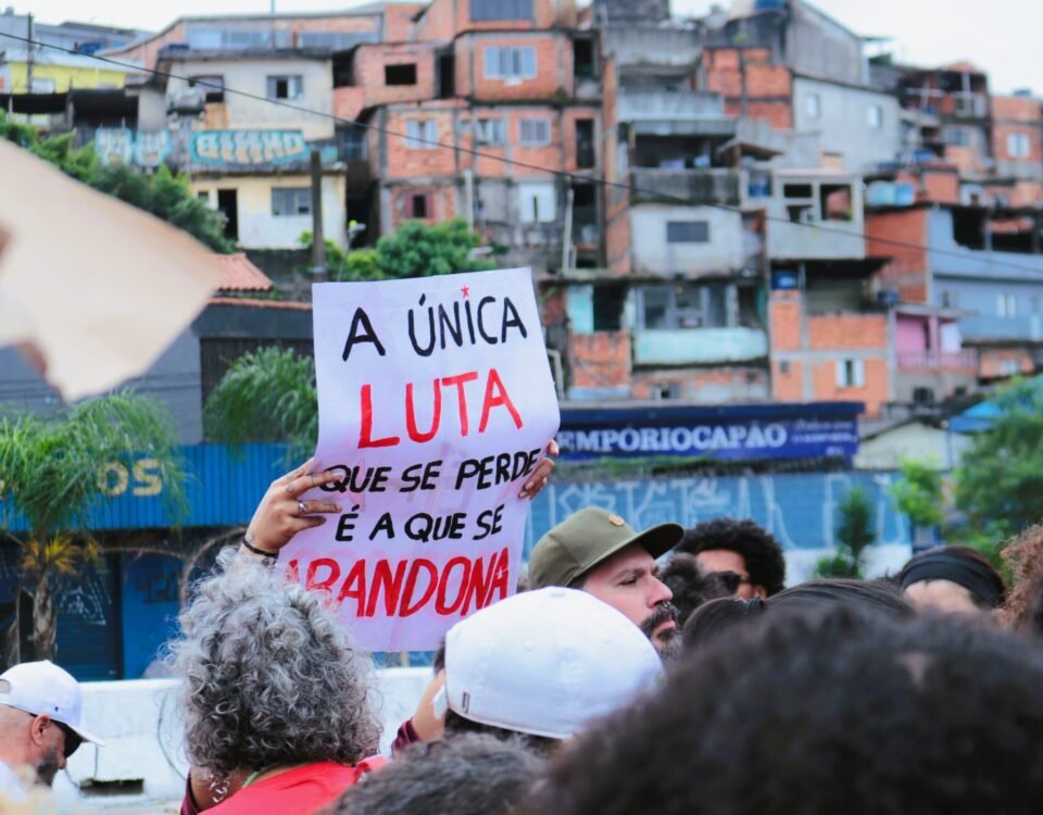 Ato pela democracia no Capão Redondo, realizado no dia 11 de outubro (Foto Carolina Rosa)