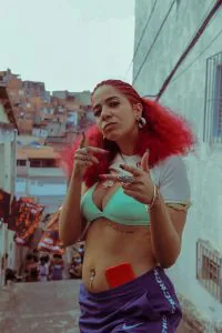 Fernanda Souza, a Correrua (foto Anninha Campos)
